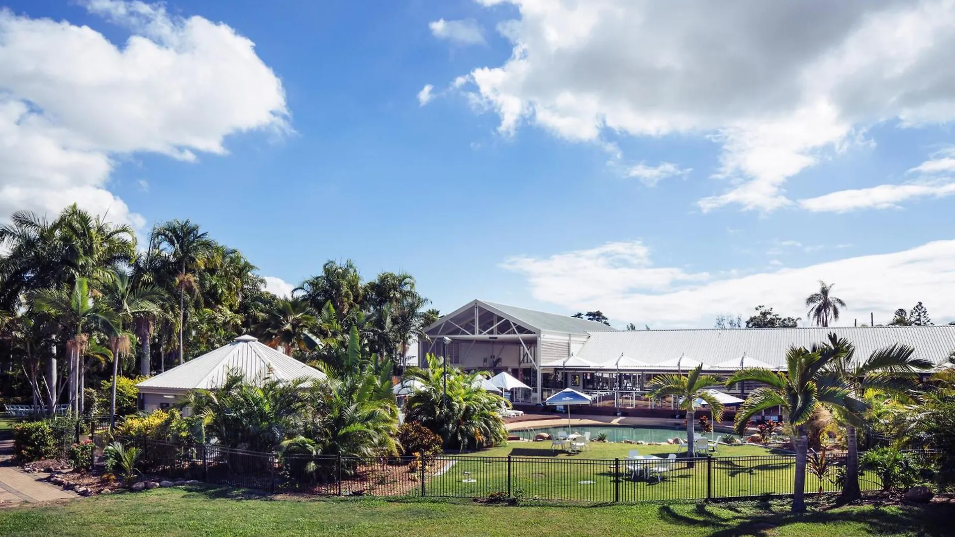Mercure Townsville 4*,  Australia
