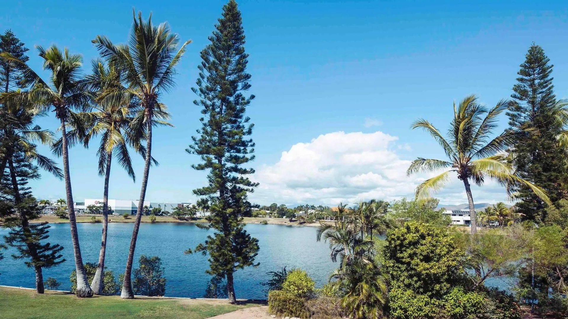Mercure Townsville 4*,  Australia
